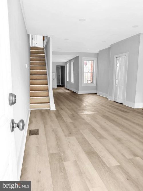 232 N Franklin St, WILMINGTON, DE, 19805-3665 | Card Image