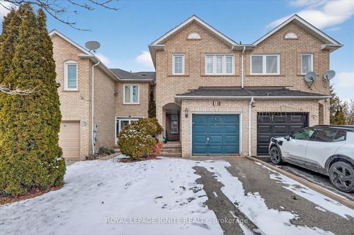 18 Gill Cres, Ajax, ON, L1T4A5 | Card Image