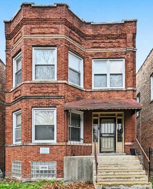 6110 Maplewood Ave, Chicago, IL, 60629-1622 | Card Image