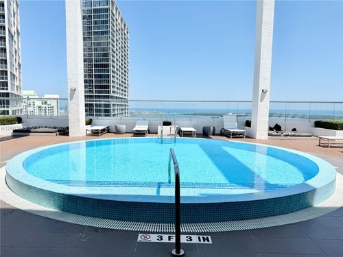 802-500 Brickell Ave, Miami, FL, 33131 | Card Image