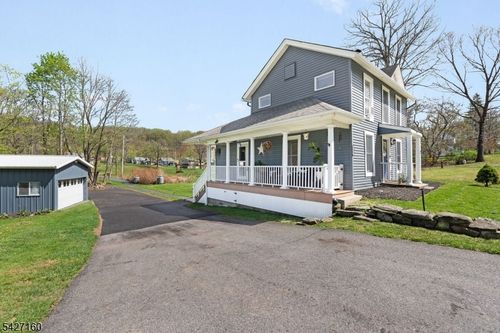 290 Schooleys Mountain Rd, Long Valley, NJ, 07853-3352 | Card Image