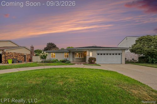 39316 Twenlow Dr, Clinton Township, MI, 48038-5704 | Card Image