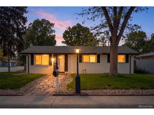 405 Elliott St, Longmont, CO, 80504-1521 | Card Image