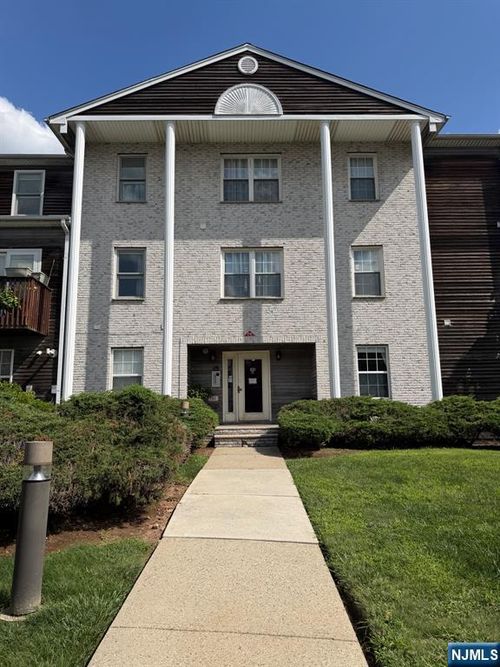 140 Highland Ave, Kearny, NJ, 07032-1900 | Card Image