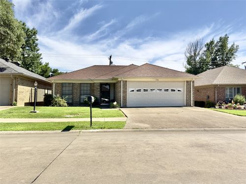 1756 Red Oak Cir, Sulphur Springs, TX, 75482-3635 | Card Image