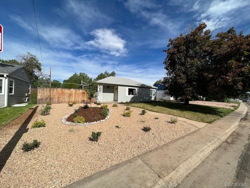 827 S Umatilla Way, Denver, CO, 80223-2531 | Card Image