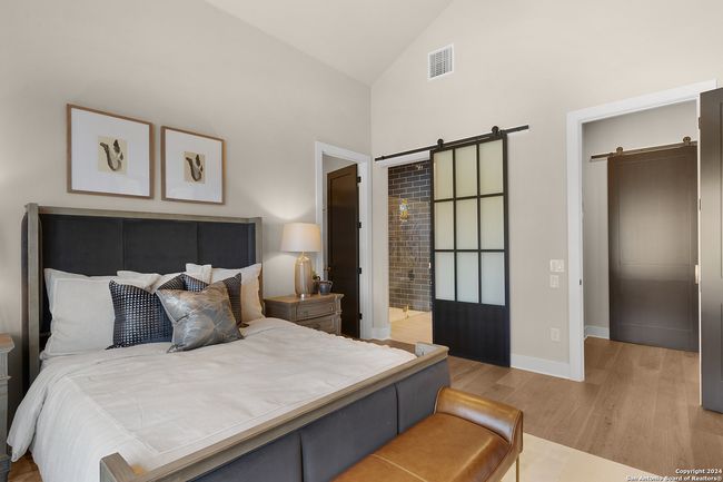 8170 Blue Oak, House other with 4 bedrooms, 5 bathrooms and null parking in Garden Ridge TX | Image 97
