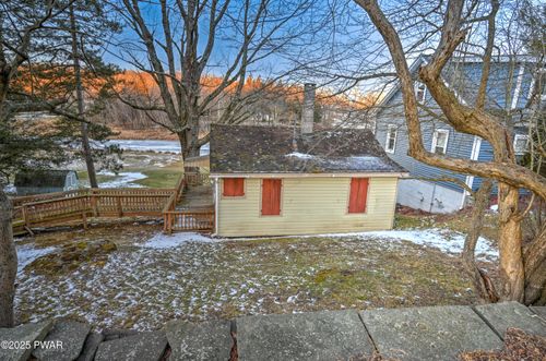 99 Lakeside Dr, Honesdale, PA, 18431-1219 | Card Image