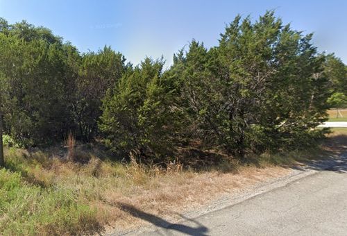 2713 San Gabriel Dr, Granbury, TX, 76048-6479 | Card Image