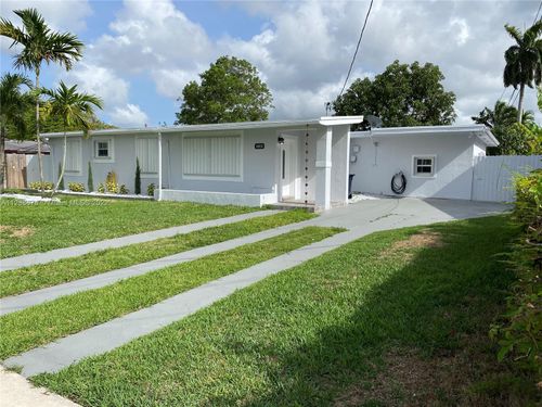 10810 Sw 47th Ter, Unincorporated Dade County, FL, 33165 | Card Image