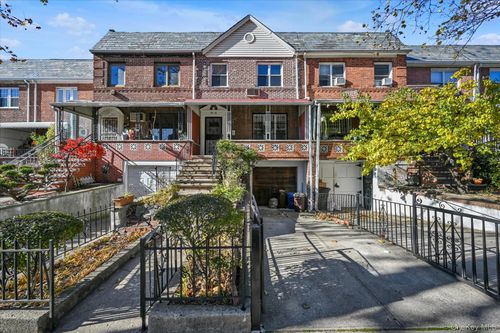 48-26 42nd St, Sunnyside, NY, 11104-3126 | Card Image