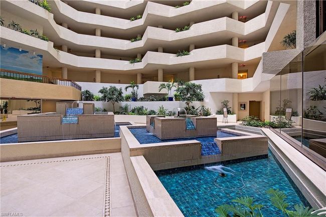 Atrium | Image 24