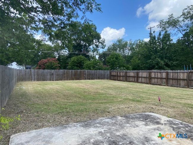 720 S Laurel Ave, House other with 2 bedrooms, 1 bathrooms and null parking in Luling TX | Image 19