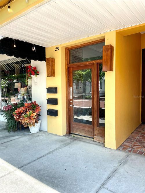 apt-3-29 E Magnolia Ave, EUSTIS, FL, 32726-3478 | Card Image