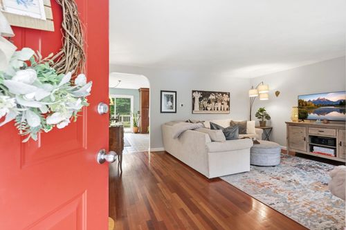 2-6 Standish Way, Amherst, NH, 03031-2841 | Card Image