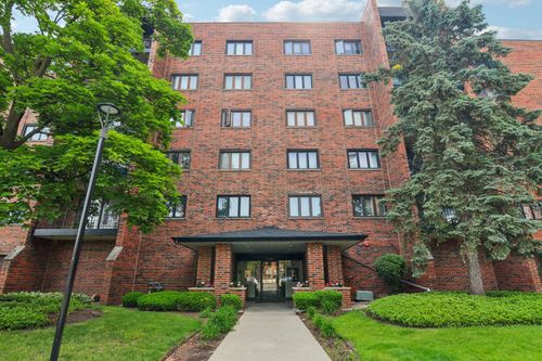 unit-506-9346 Landings Ln, Des Plaines, IL, 60016-5226 | Card Image