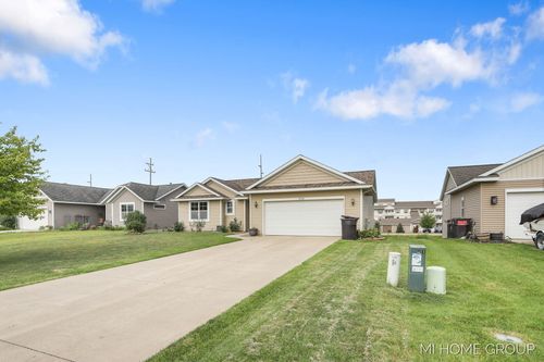3729 Hickoryrow Ct, Holland, MI, 49424-7781 | Card Image