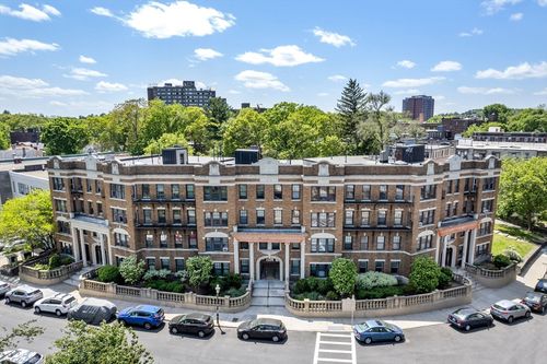 apt-12-24 Sidlaw Rd, Boston, MA, 02135-5432 | Card Image