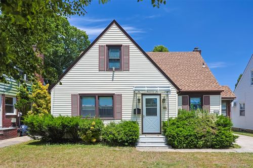 1010 Polk Ave, Franklin Square, NY, 11010-2018 | Card Image
