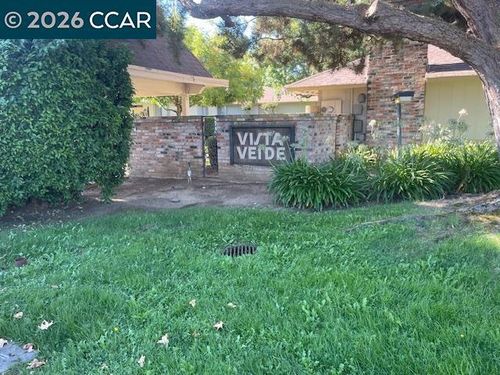4260 Clayton Rd, Concord, CA, 94521-2744 | Card Image