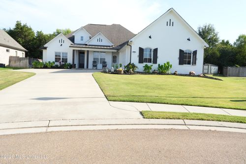 162 Coventry Ln, Canton, MS, 39046-6610 | Card Image