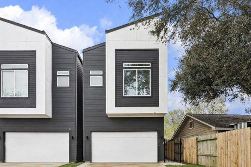 5318 Wunder Ln, Houston, TX, 77091-5726 | Card Image