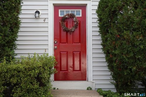 4-15-17 Boughton St, Danbury, CT, 06810-7856 | Card Image