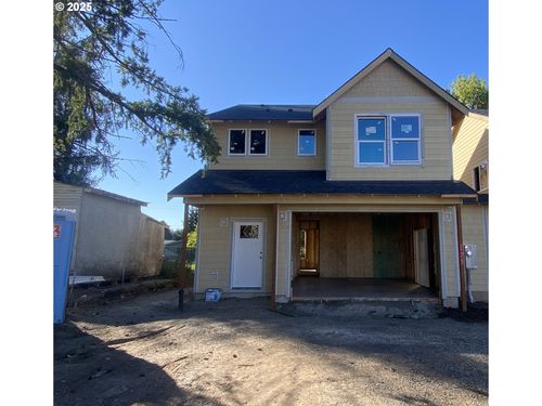 175 W 8th St, Lafayette, OR, 97127-9261 | Card Image