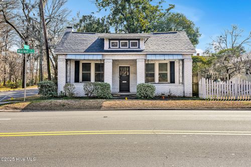 2024 Market St, Wilmington, NC, 28403-1018 | Card Image