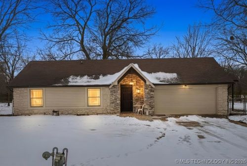 8558 E Melody Ct, Claremore, OK, 74019-2471 | Card Image