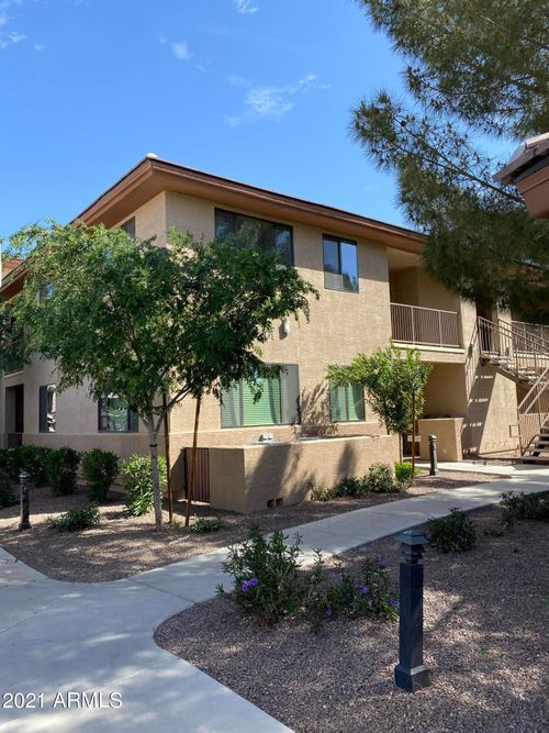 2085-3330 S Gilbert Rd, Chandler, AZ, 85286-2302 | Card Image