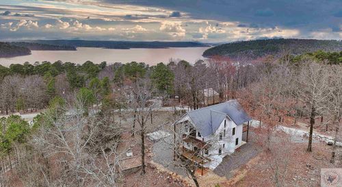 283 Lake Village Drive, Murfreesboro, AR, 71958 | Card Image