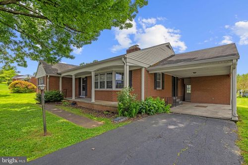 312 Norfolk Dr, WARRENTON, VA, 20186-2318 | Card Image