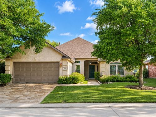 11112 Southerland Dr, Denton, TX, 76207-8688 | Card Image