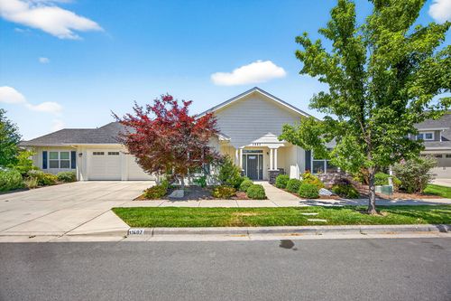 1407 Rustler Peak St, Central Point, OR, 97502-8651 | Card Image