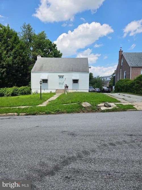 123 Folcroft Ave, FOLCROFT, PA, 19032-1011 | Card Image