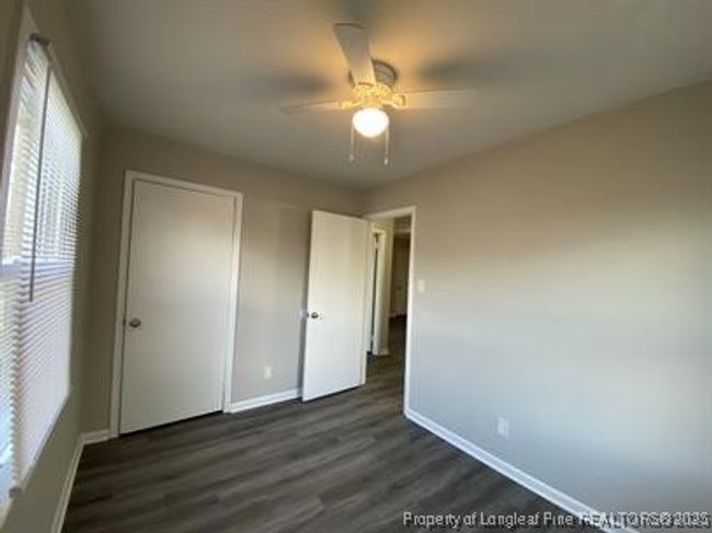 B - 703 Lake Ave, Condo with 2 bedrooms, 1 bathrooms and null parking in Spring Lake NC | Image 13