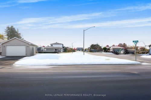 44 Lori Lane, North Dundas, ON, K0C1H0 | Card Image