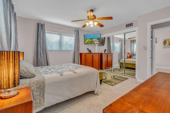 Master Bedroom | Image 13
