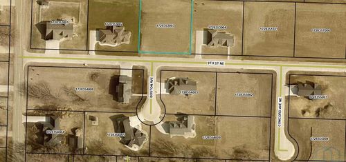 302 9th St Se, Orange City, IA, 51041-2014 | Card Image