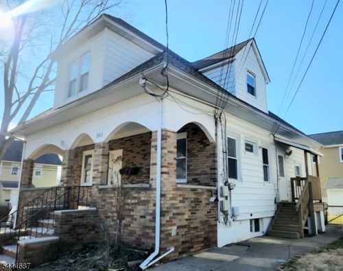 301 Hagel Ave, Linden, NJ, 07036-1021 | Card Image