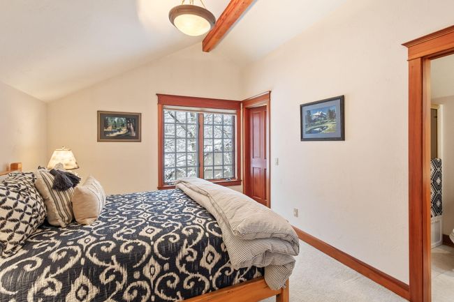 Guest Bedroom 1 | Image 56