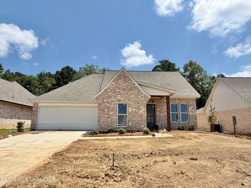 137 Bronson Bnd, Flowood, MS, 39232-1260 | Card Image