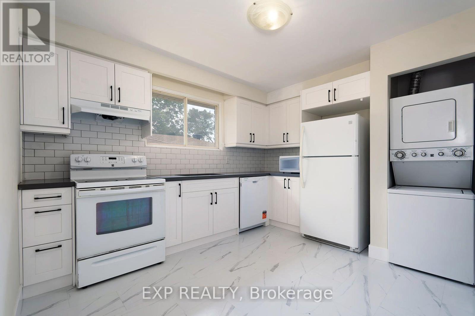 Residential Income in Barrie (Grove East) 5