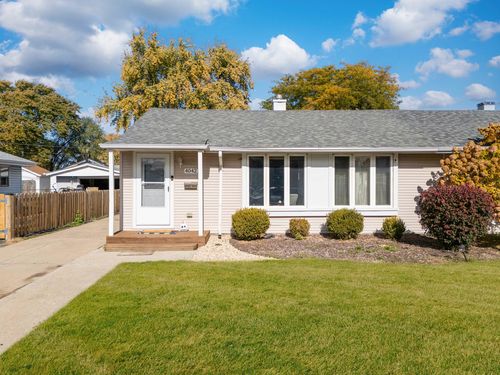 4042 W 89th Pl, Hometown, IL, 60456-1201 | Card Image