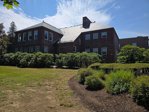 apt-207-147 Rawson Rd, Quincy, MA, 02170-2054 | Card Image