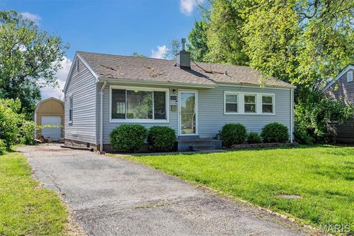 4204 Saint Linus Ln, Saint Ann, MO, 63074-1115 | Card Image