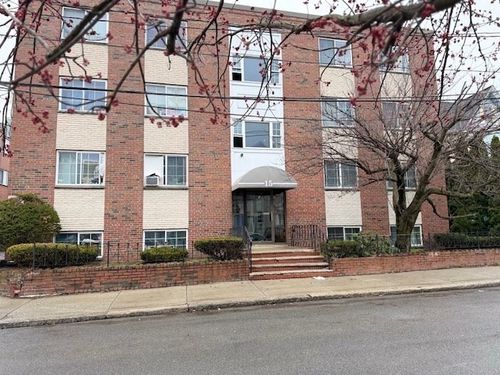 apt-27-15 Staples Ave, Everett, MA, 02149-2247 | Card Image
