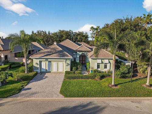 2116 Autumn Ln, Vero Beach, FL, 32963-3153 | Card Image