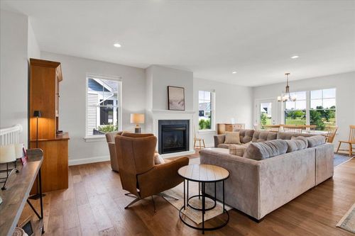 266 Rye Cir, South Burlington, VT, 05403-7658 | Card Image